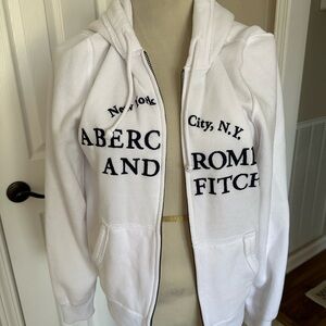 Abercrombie & Fitch White Hoodie small NWT